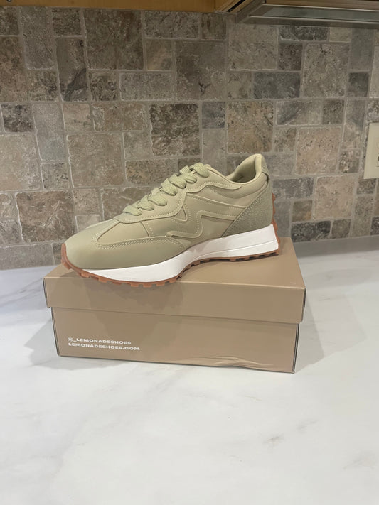 Ella Sneakers